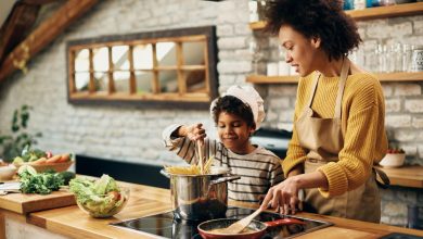 Making Mealtimes Matter: 5 Powerful Reasons to Have Regular Family Dinners